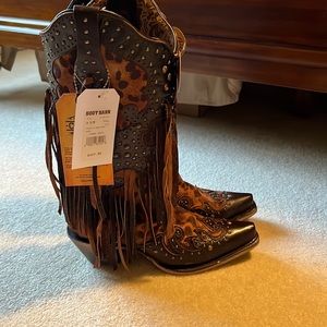 Brand New corral western boots leopard print size 8.5